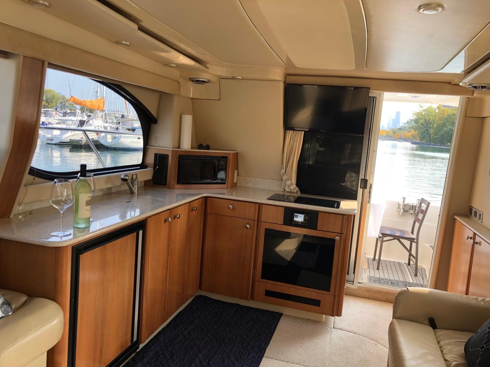 Miss Direction cabin